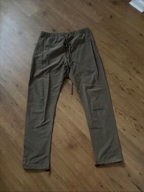 ESSENTIALS Men's Olive Green Drawstring Joggers nylon